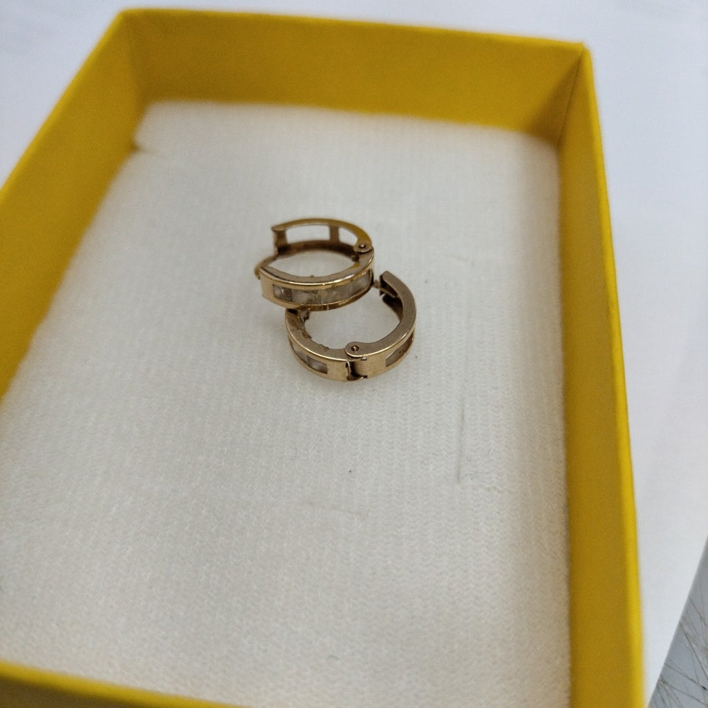 ARRACADAS PAR ORO 10 K 1.2 GRMS (SEMINUEVO)