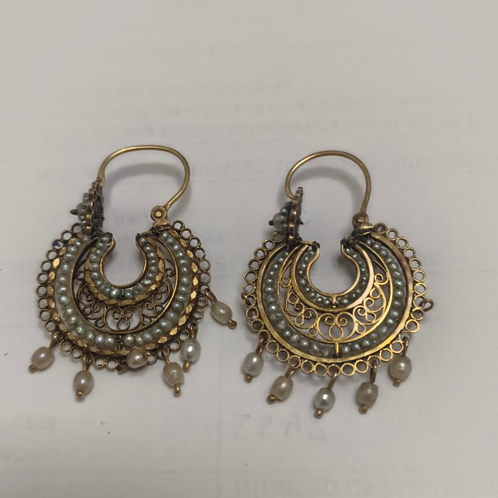 ARETES PAR ORO 14 K 7.9 GRMS (SEMINUEVO)