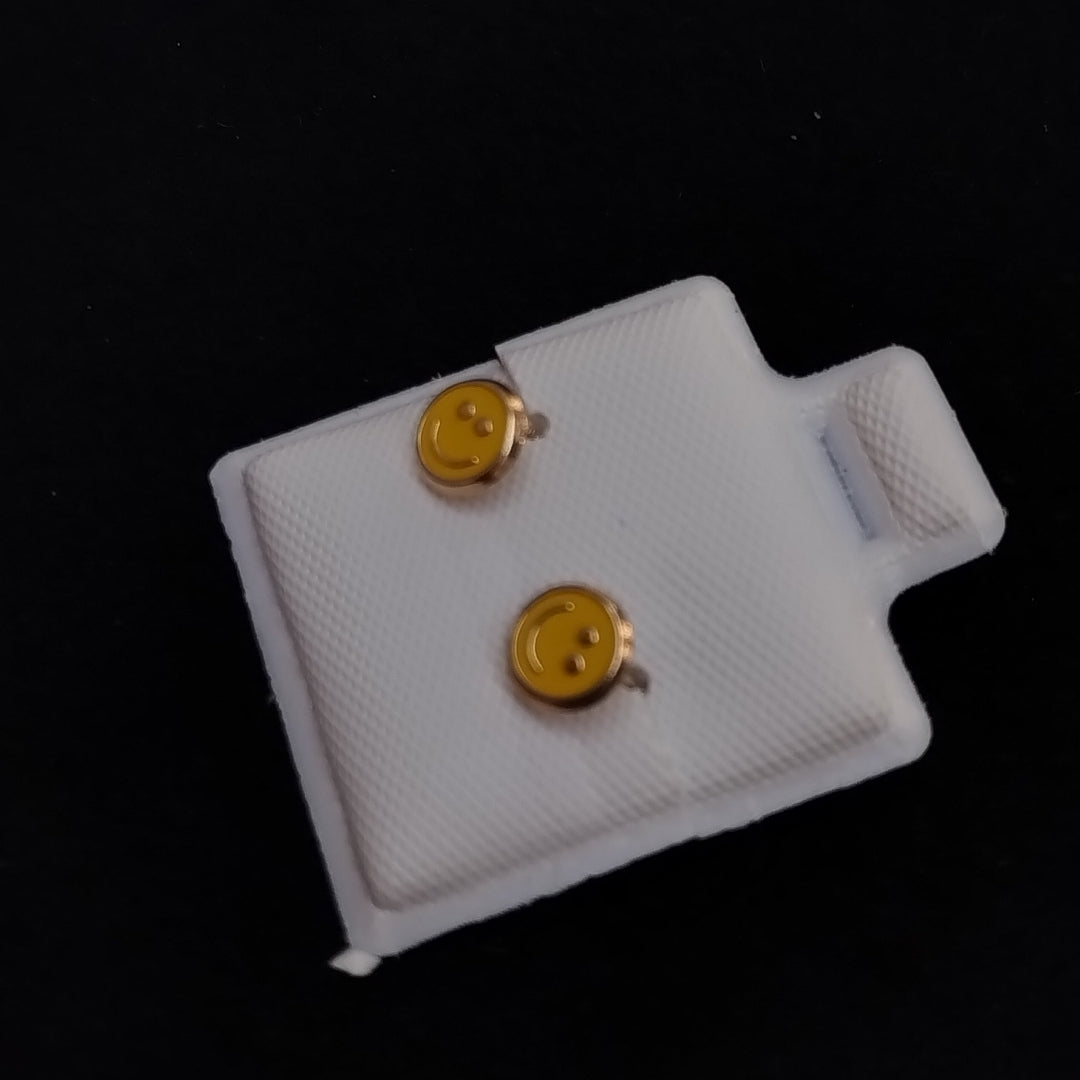 BROQUELES BROQUEL FIG SONRISA ESMALTE AMARILLO 14K 0.2074 GR (NUEVO)