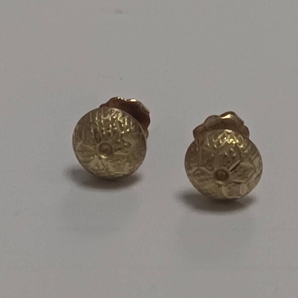 ARETES PAR ORO 18 K 0.7 GRMS (SEMINUEVO)