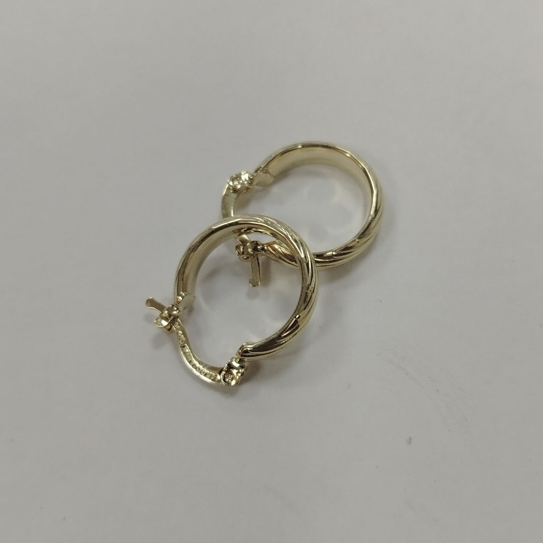 ARETES ARRACADA ASTRIADA 14K 1.7 GR (NUEVO)