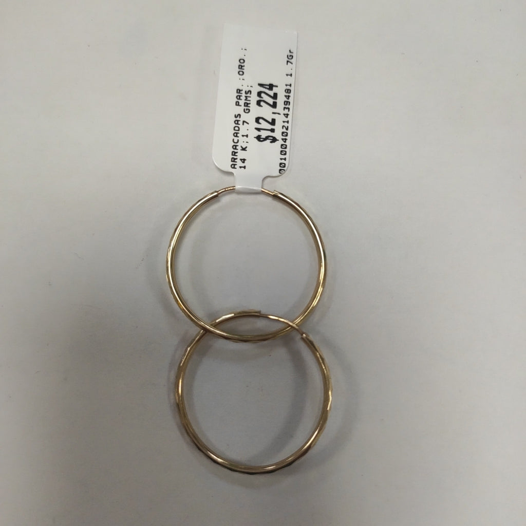 ARRACADAS PAR ORO 14 K 1.7 GRMS (SEMINUEVO)