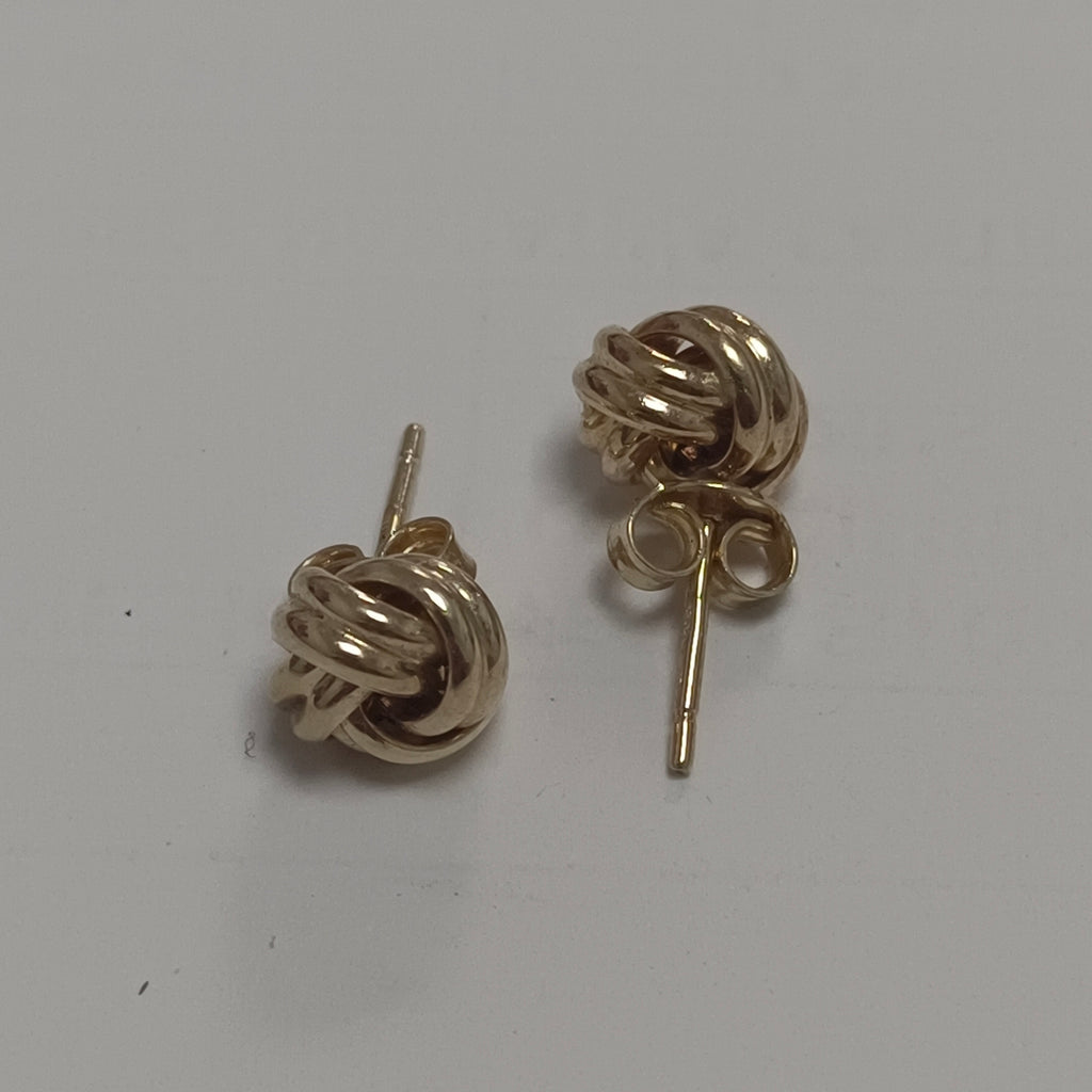 ARETES PAR ORO 14 K 1.4 GRMS (SEMINUEVO)
