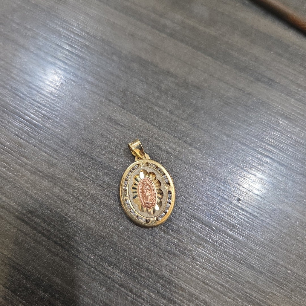 DIJE ORO 10 K 0.9 GRMS (SEMINUEVO)