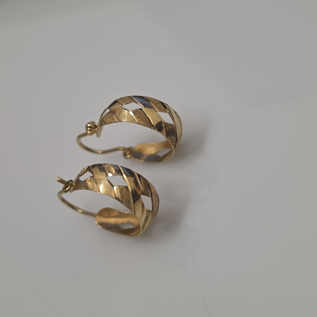 ARRACADAS PAR ORO 14 K 2.4 GRMS (SEMINUEVO)