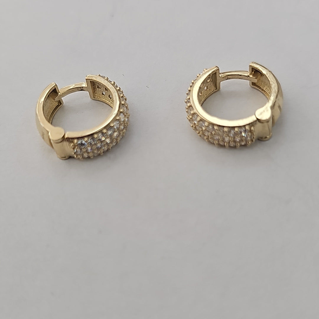 ARETES HUGGIE CON CIRCONIAS 14K 2.2 GR (NUEVO)