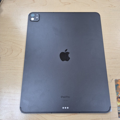 TABLETA APPLE IPAD PRO 13" A2926 (2024) 256 GB 8 GB RAM (SEMINUEVO)