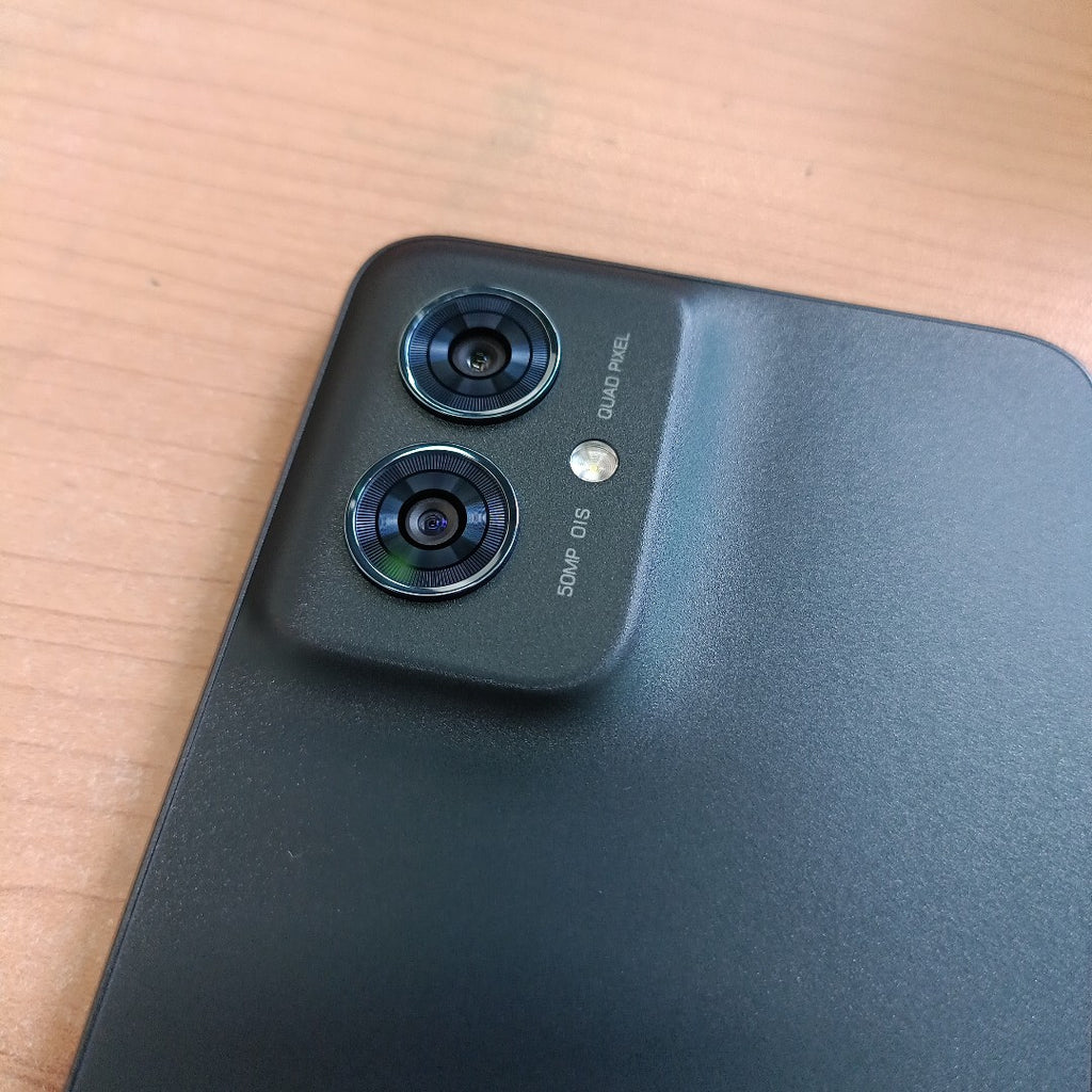 CELULAR MOTOROLA MOTO G55 5G XT2435-1(2024) 256 GB 8 GB RAM (SEMINUEVO)