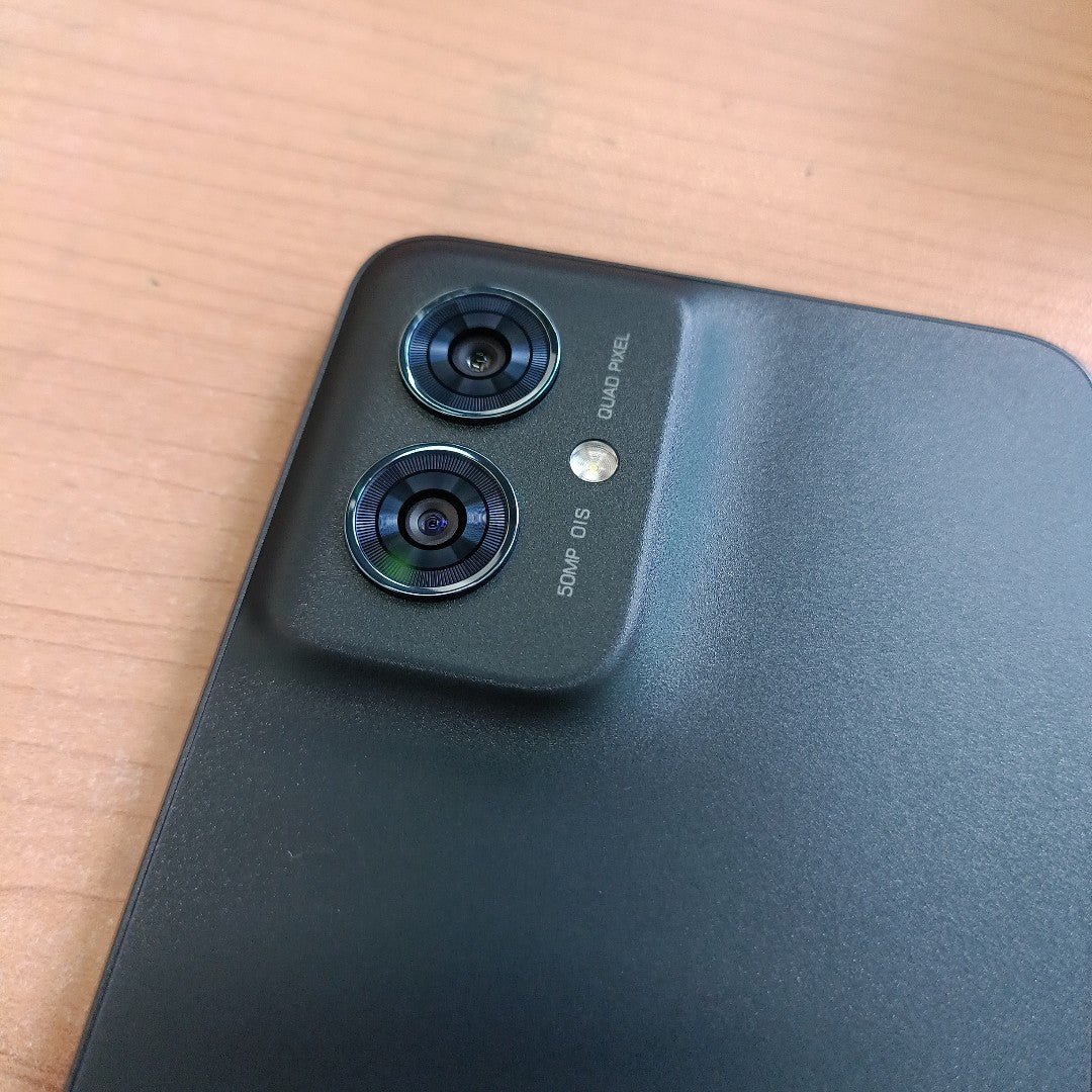 CELULAR MOTOROLA MOTO G55 5G XT2435-1(2024) 256 GB 8 GB RAM (SEMINUEVO)