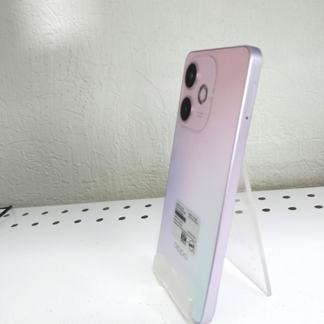 CELULAR OPPO A5 PRO 5G CPH2695 (2025) 256 GB 8 GB RAM (SEMINUEVO)