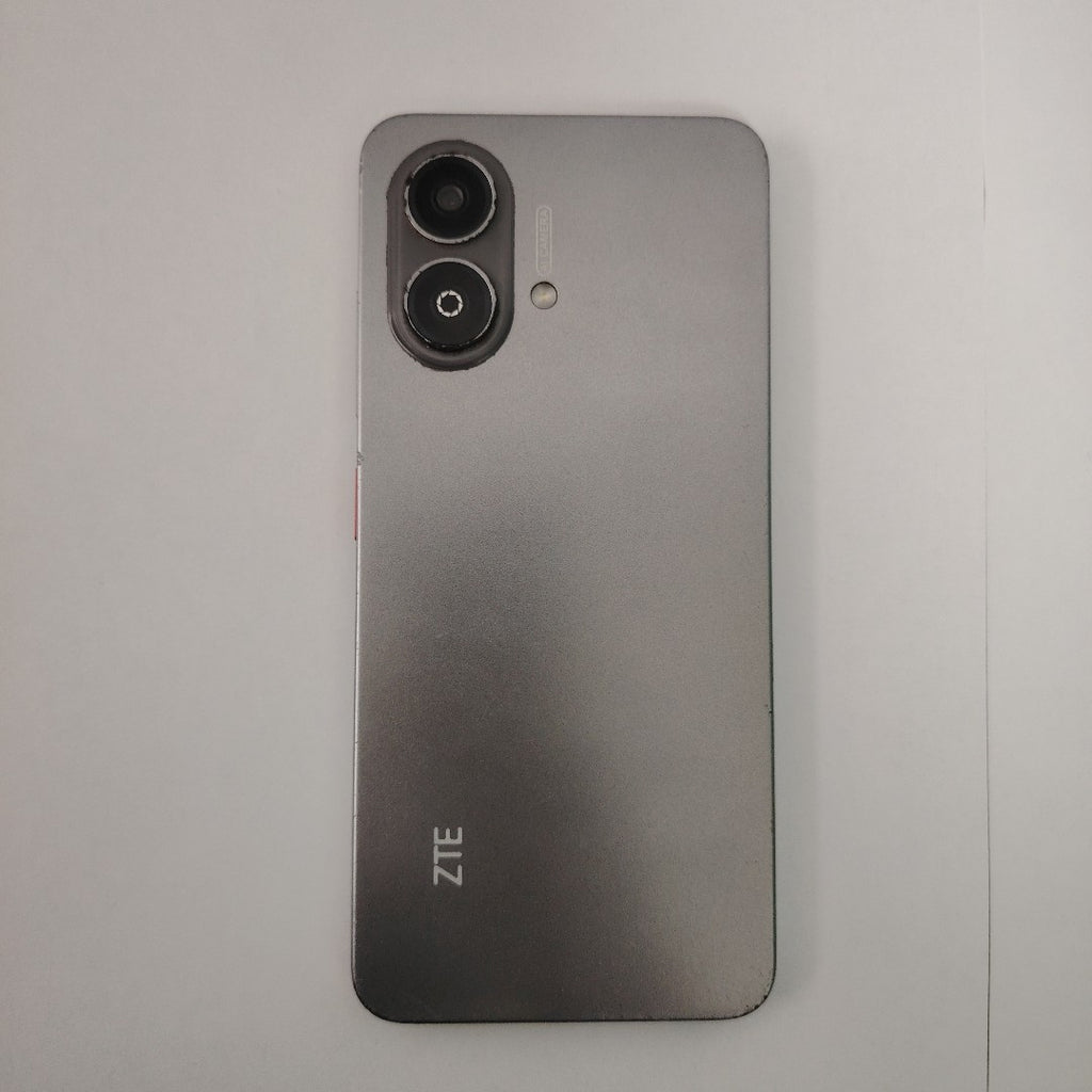 CELULAR ZTE BLADE A35E Z2466 (2024) 64 GB 2 GB RAM (SEMINUEVO)