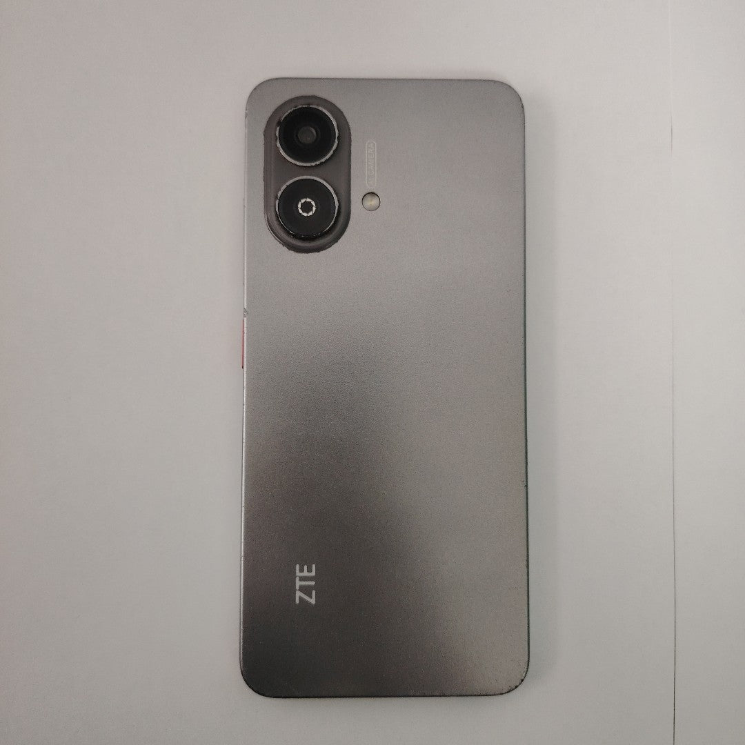 CELULAR ZTE BLADE A35E Z2466 (2024) 64 GB 2 GB RAM (SEMINUEVO)