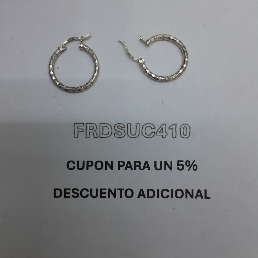 ARRACADAS PAR PLATA 1.6 GRMS (SEMINUEVO)