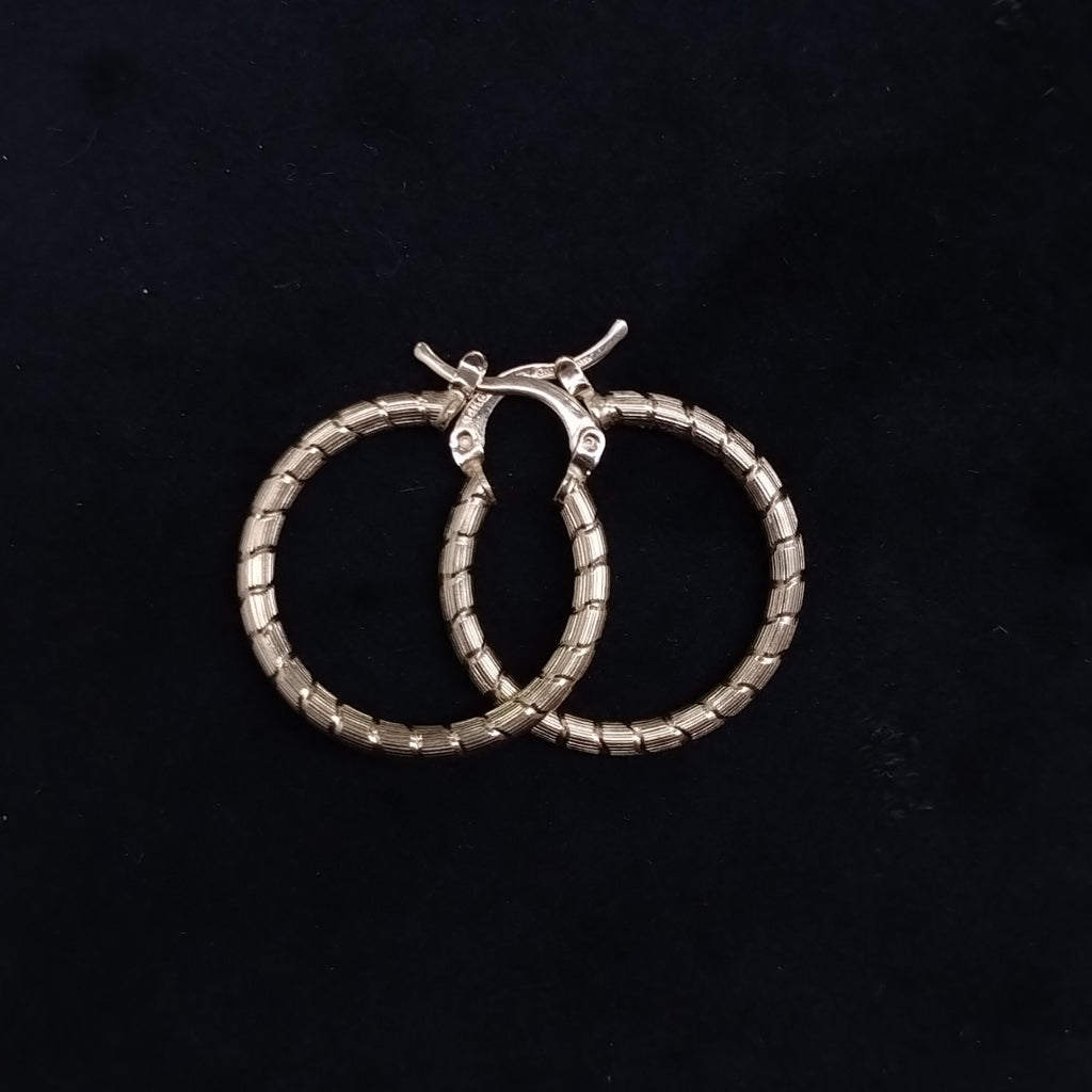 ARETES ARRACADAS LABRADAS 14K 3.3 GR (NUEVO)