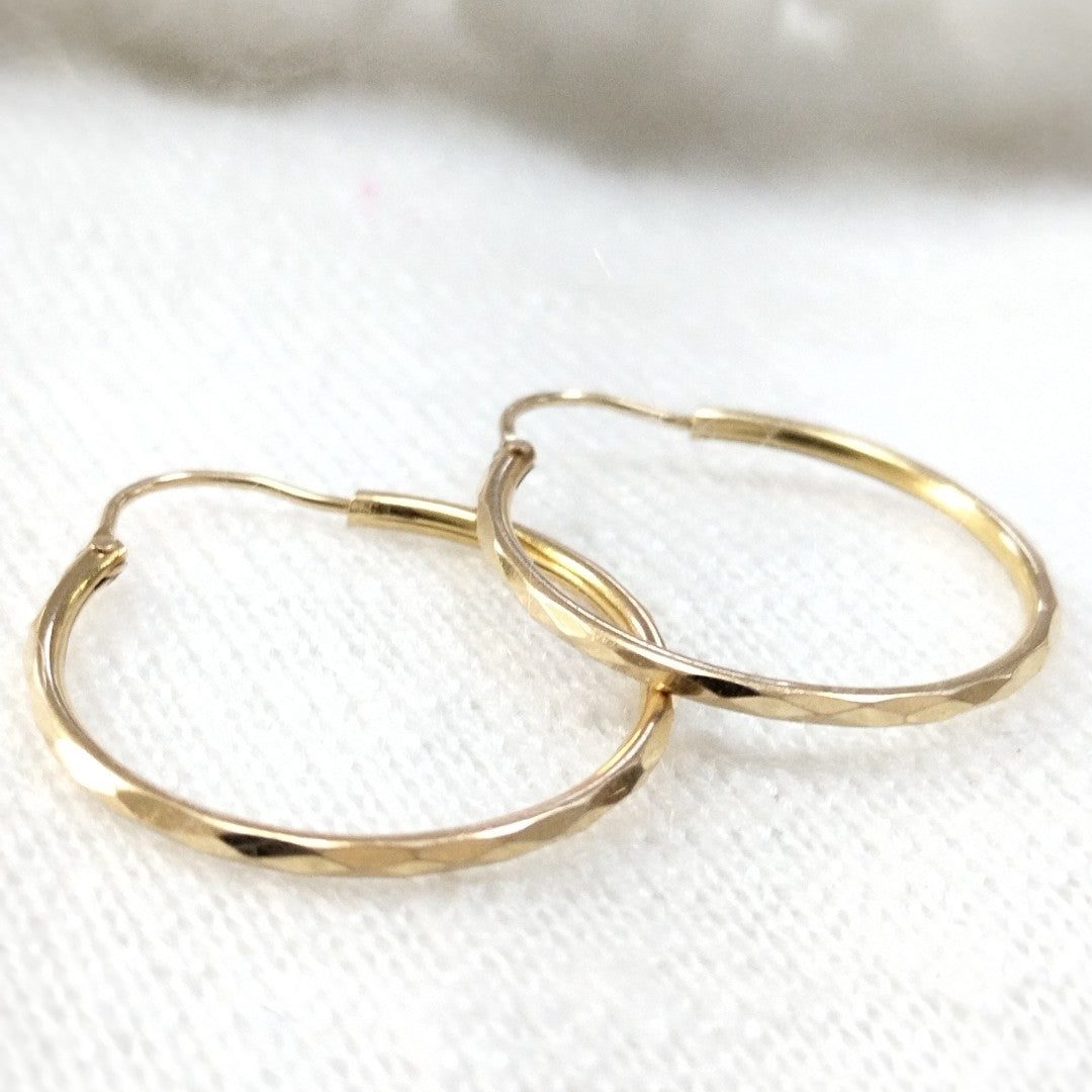 ARRACADAS PAR ORO 14 K 1.7 GRMS (SEMINUEVO)