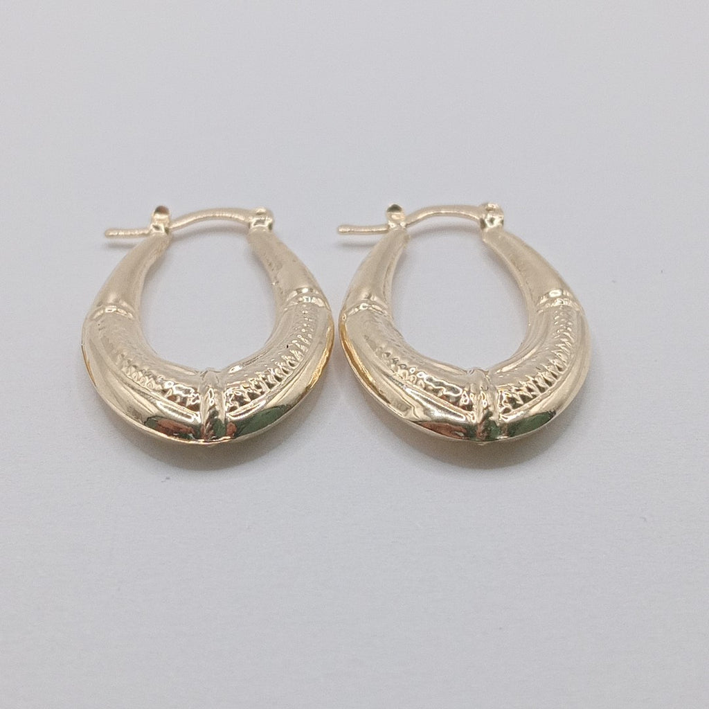 ARETES ARRACADAS ESTRIADAS 14K 2.5 GR (NUEVO)
