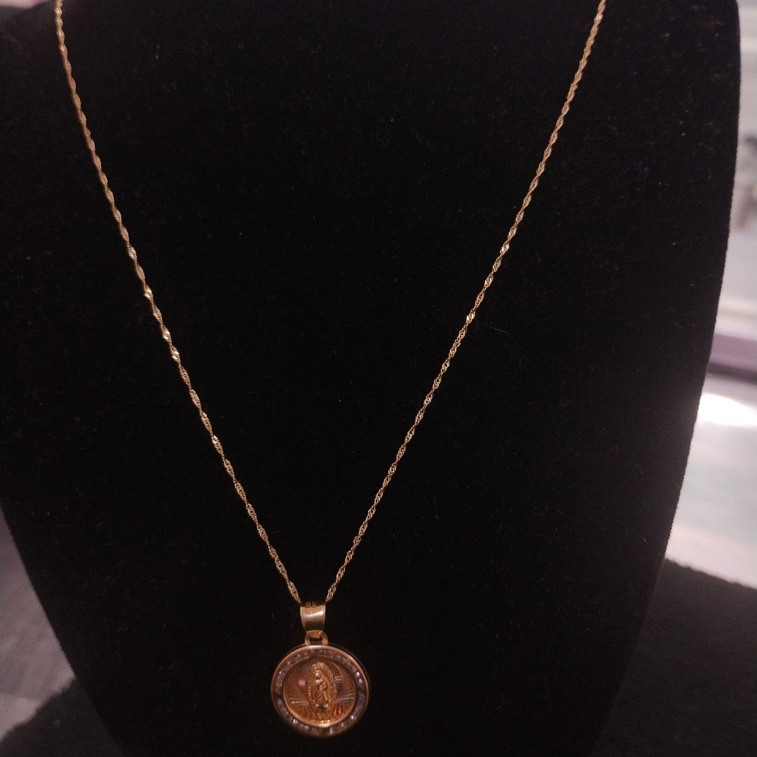 CADENA, MEDALLA RELIGIOSA ORO 10 K 1.9 GRMS (SEMINUEVO)