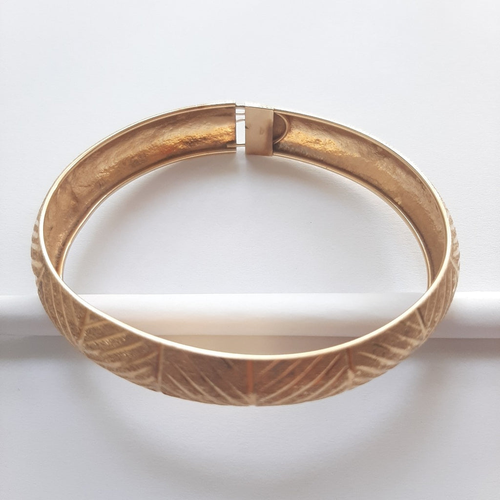 PULSERA RIGIDA ORO 14 K 8.9 GRMS (SEMINUEVO)