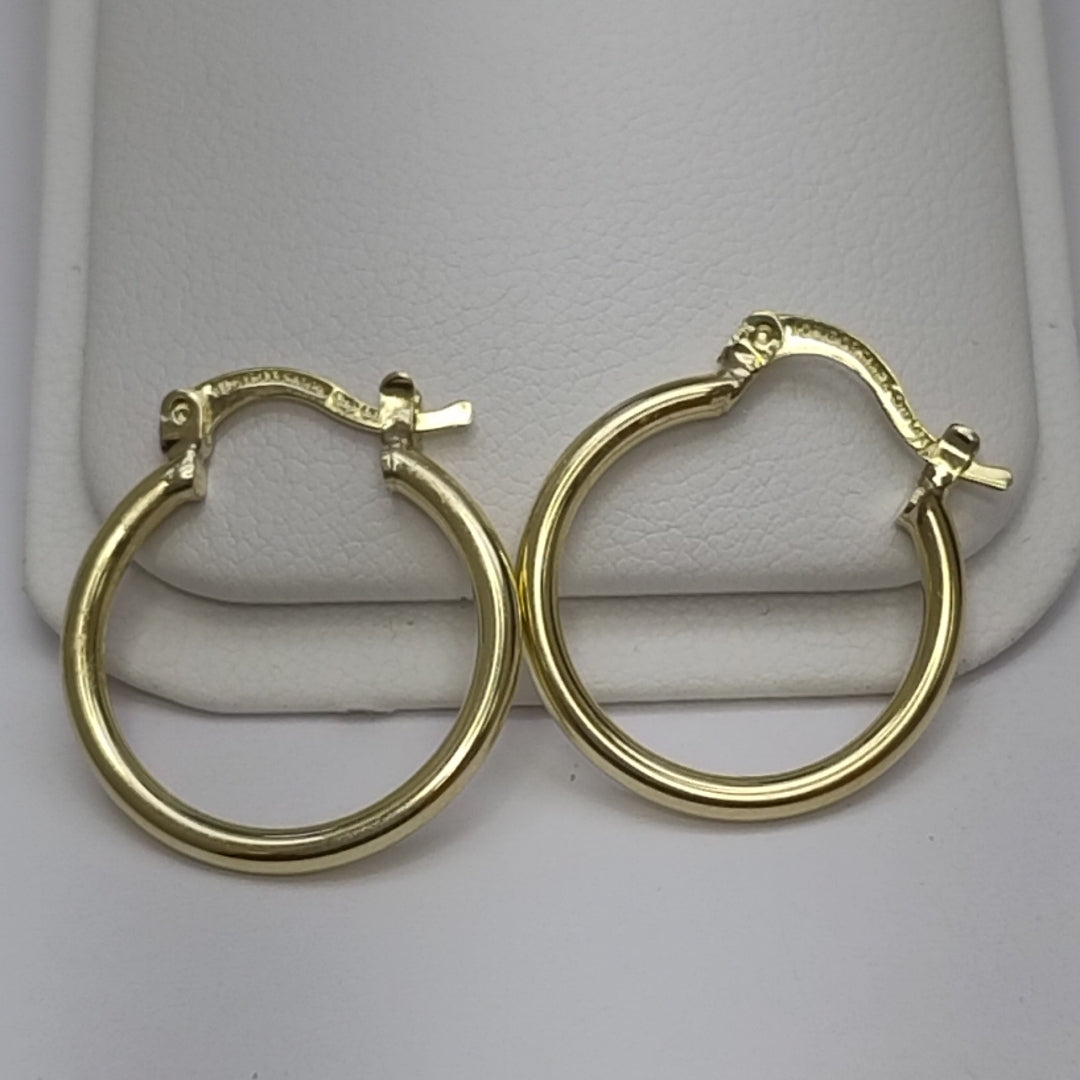 ARETES TEJIDO ARRACADAS LISAS 14K 1.2 GR (NUEVO)