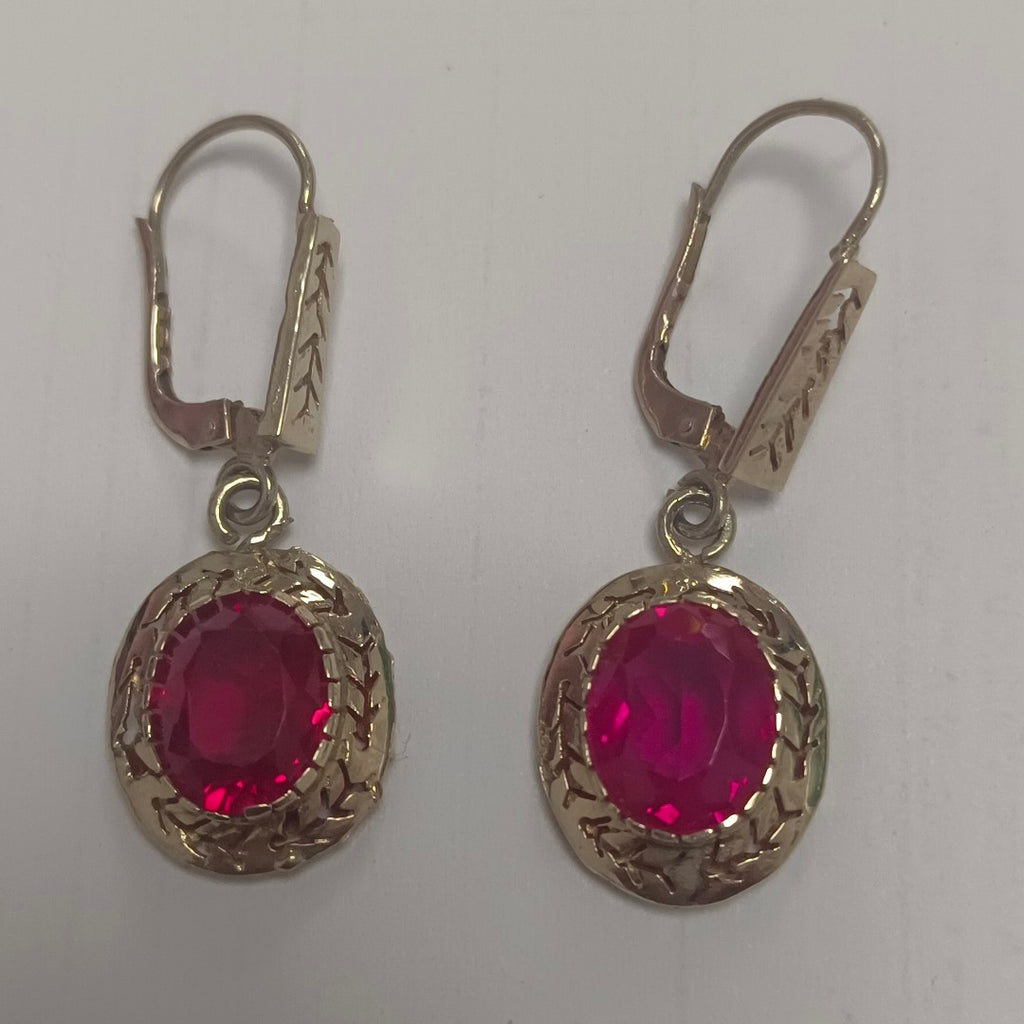 ARETES PAR ORO 14 K 4.8 GRMS (SEMINUEVO)