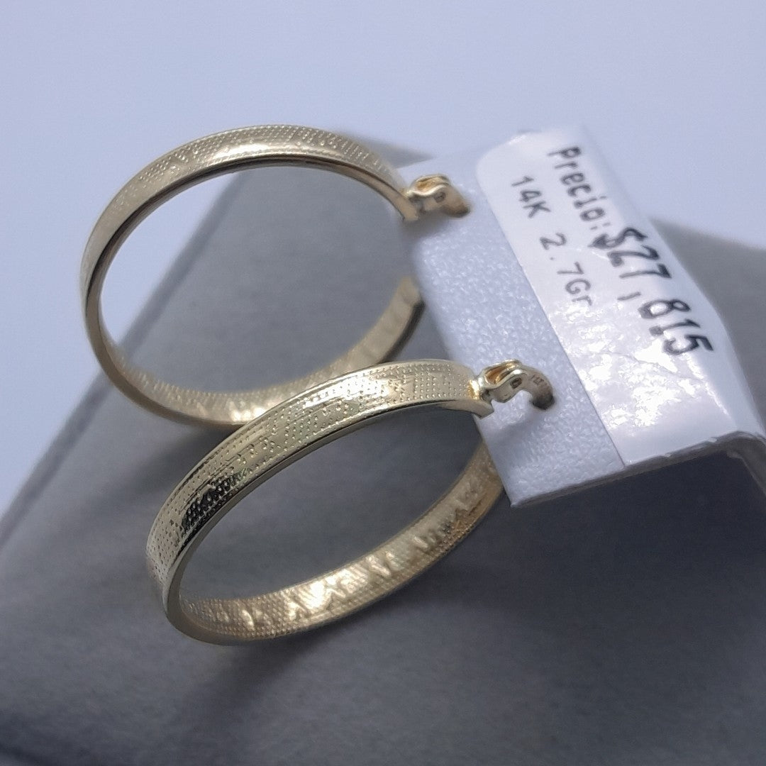 ARETES ARRACADAS TROQUELADA 14K 2.7 GR (NUEVO)