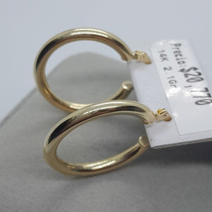 ARETES TEJIDO ARRACADAS LISAS HUECAS 14K 2.1 GR (NUEVO)