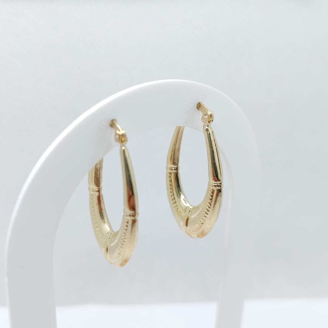 ARETES ARRACADAS ESTRIADAS 14K 2.5 GR (NUEVO)