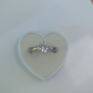 ANILLO ORO, ORO BLANCO 14 K 2.9 GRMS (SEMINUEVO)