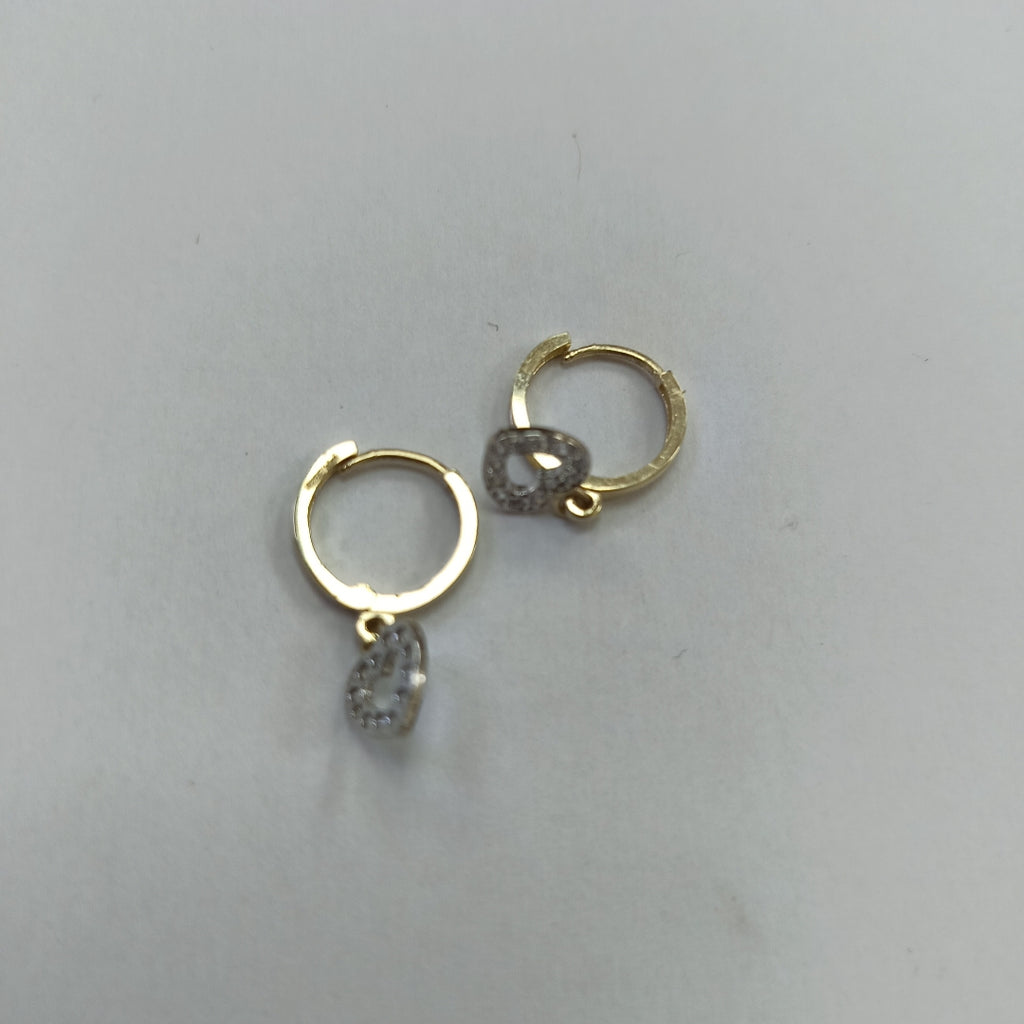ARETES HUGGIES CON DIJE CORAZON Y CIRCONIAS 14K 2 GR (NUEVO)