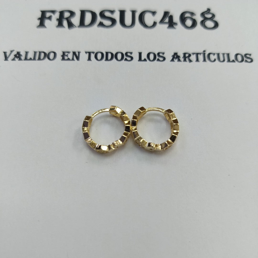 ARETES HUGGIES HEXAGONALES C CIRCONIAS 14K 2.7 GR (NUEVO)