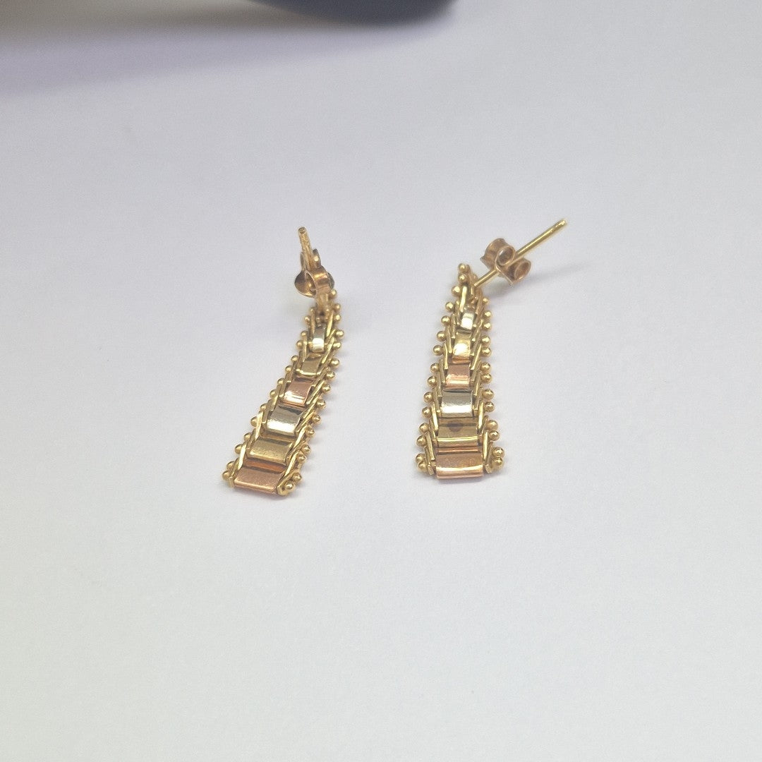 ARETES PAR ORO COMBINADO 14 K 2.3 GRMS (SEMINUEVO)