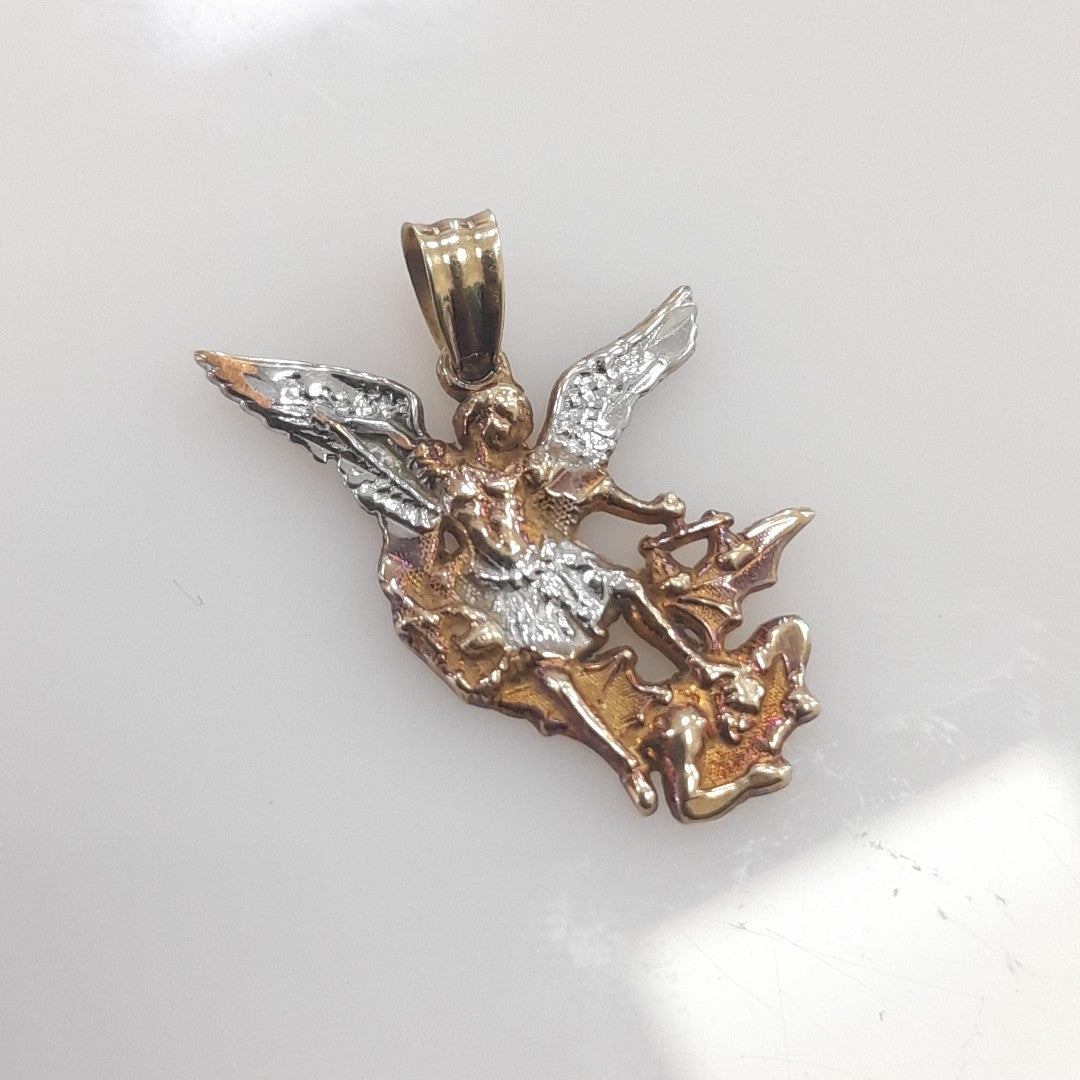 DIJE ORO, ORO COMBINADO 14 K 1.3 GRMS (SEMINUEVO)