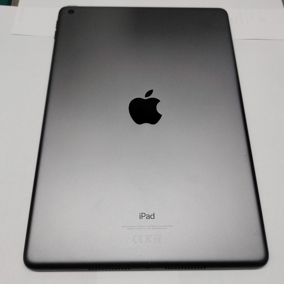 TABLETA APPLE IPAD 9 A2602 64 GB 3 GB RAM (SEMINUEVO)