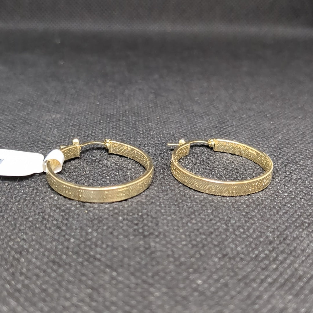 ARETES ARRACADAS TROQUELADA 14K 2.6 GR (NUEVO)