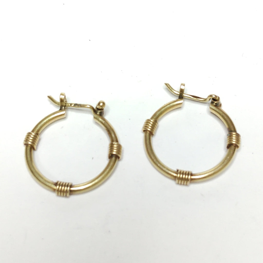 ARRACADAS PAR ORO 14 K 3.3 GRMS (SEMINUEVO)