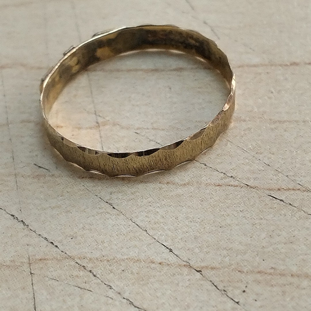 ANILLITO ORO 8 K 0,80 GRMS (SEMINUEVO)