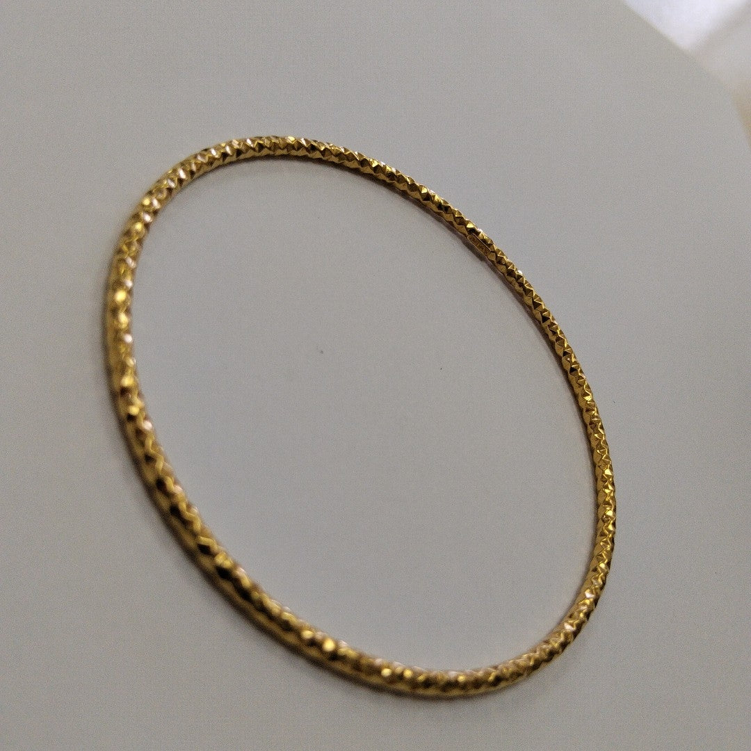 PULSERA RIGIDA ORO 14 K 2.4 GRMS (SEMINUEVO)