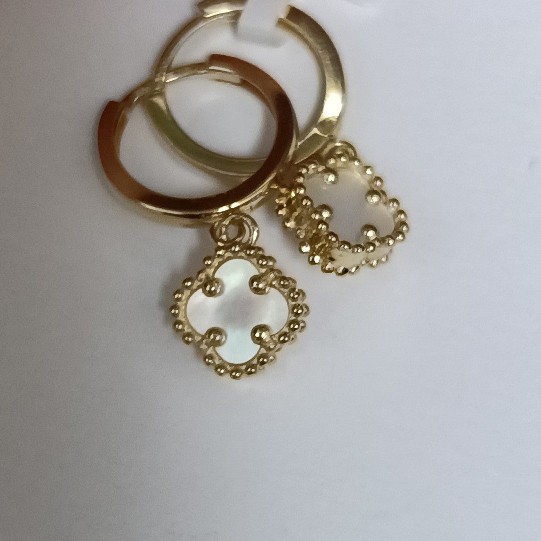 HUGGIES ORO 14K 2.1 (NUEVO)