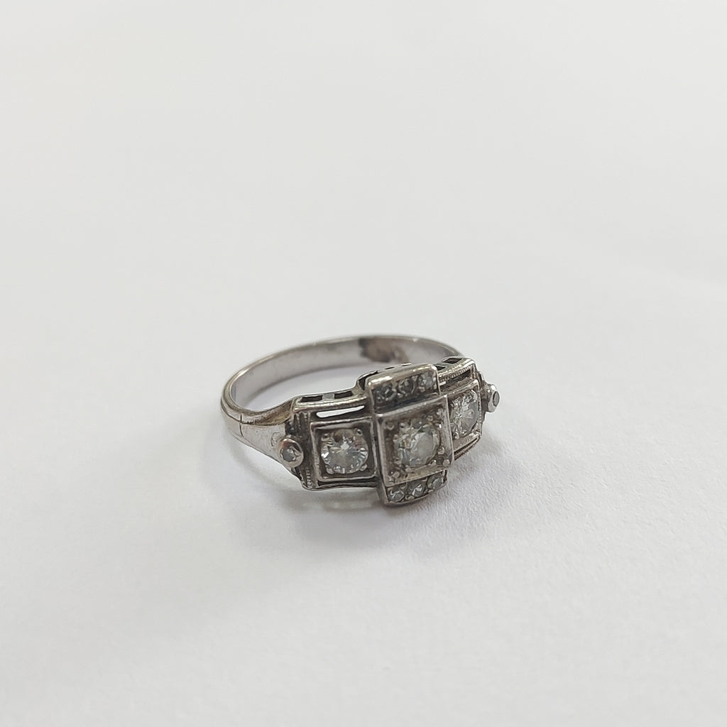 ANILLITO ORO BLANCO 14 K 4.2 GRMS (SEMINUEVO)