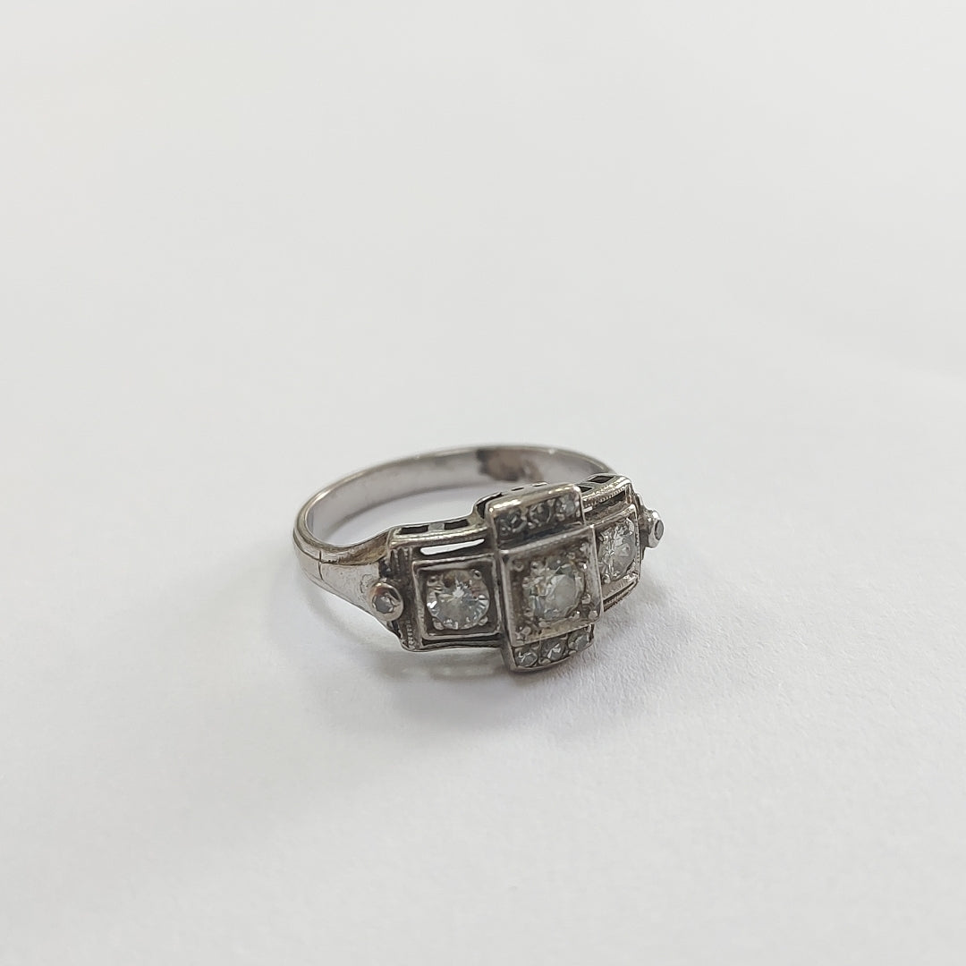 ANILLITO ORO BLANCO 14 K 4.2 GRMS (SEMINUEVO)