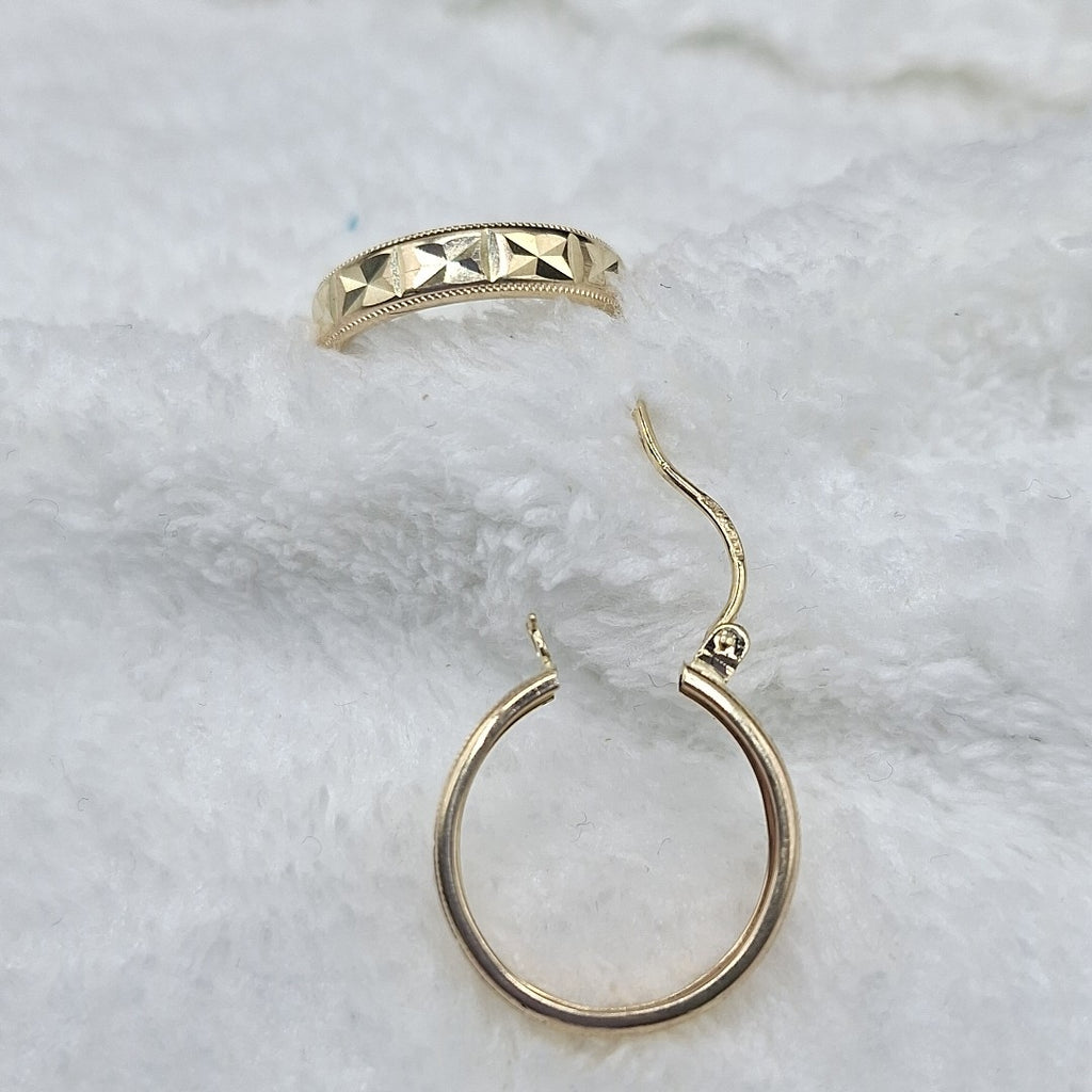 ARETES ARRACADAS LABRADAS 10K 2.2 GR (NUEVO)