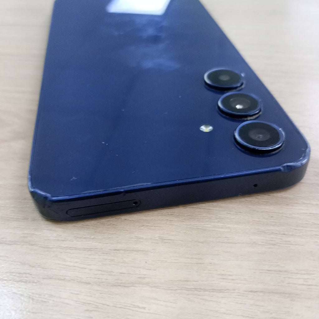 CELULAR SAMSUNG GALAXY A35 5G SM-A356E (2024) 128 GB 6 GB RAM (SEMINUEVO)
