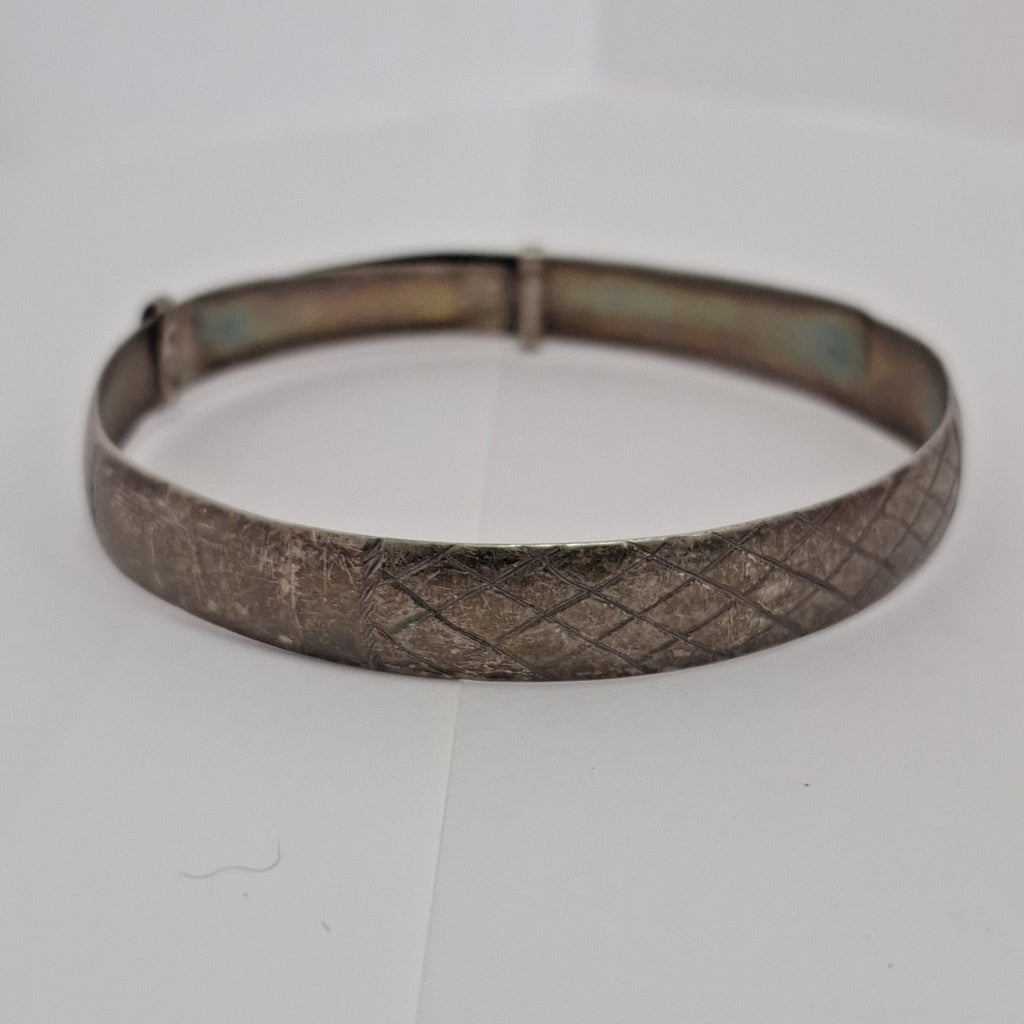 PULSERA RIGIDA PLATA 9.1 GRMS (SEMINUEVO)