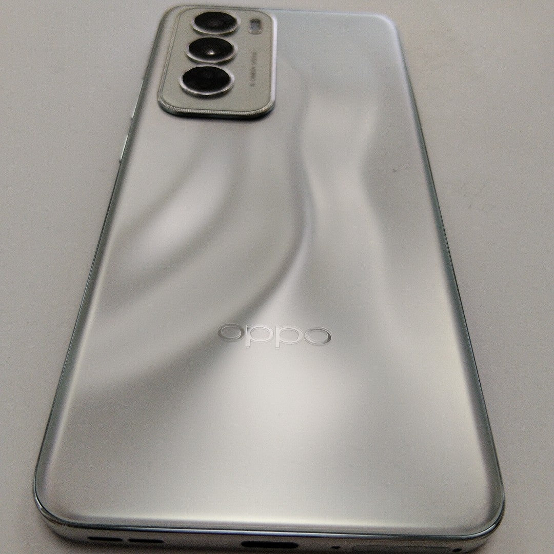 CELULAR OPPO RENO12 5G CPH2625 (2024) 512 GB 12 GB RAM (SEMINUEVO)