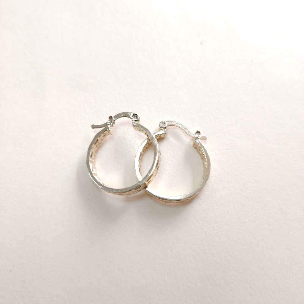 ARETES TEJIDO ARRACADAS TIPO GRECAS 14K 2 GR (NUEVO)