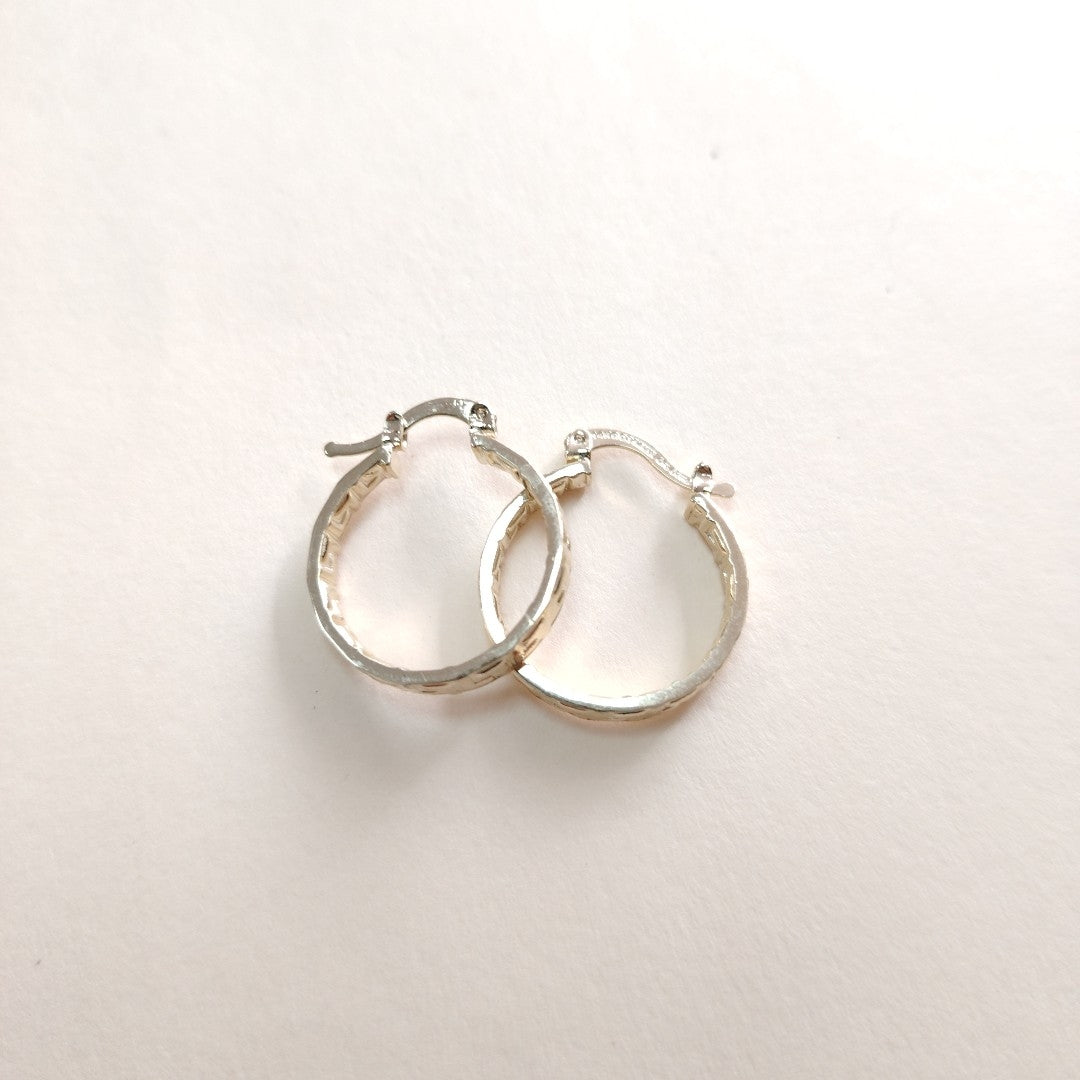 ARETES TEJIDO ARRACADAS TIPO GRECAS 14K 2 GR (NUEVO)