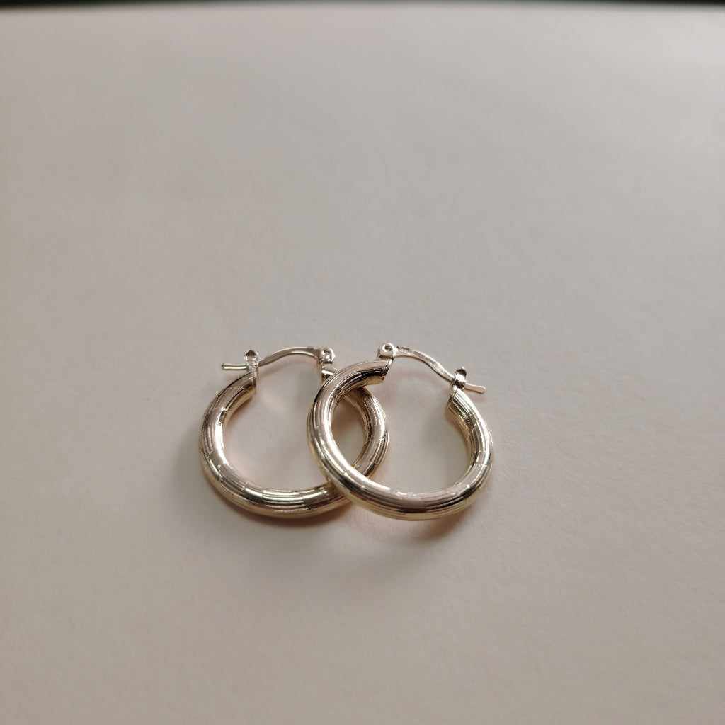 ARETES ARRACADAS 14K 2.8 GR (NUEVO)