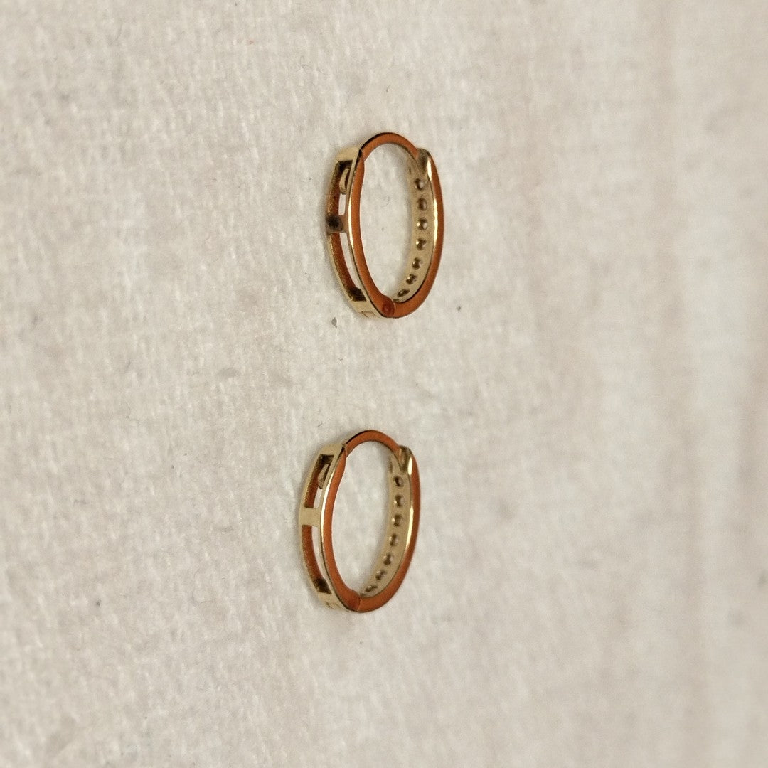 ARRACADAS PAR ORO 14 K 0.9 GRMS (SEMINUEVO)
