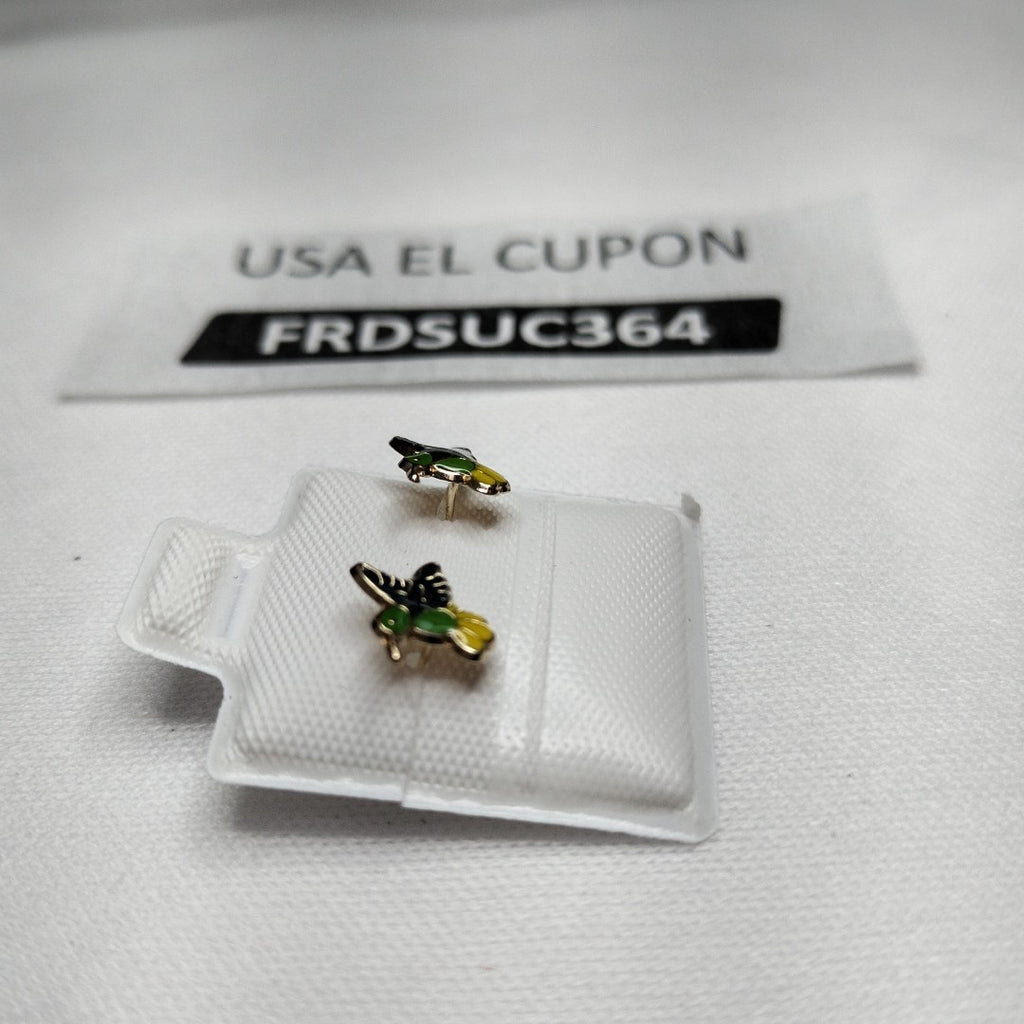 BROQUELES BROQUEL FIG COLIBRI ESMALTE VERDE 14K 0.2138 GR (NUEVO)