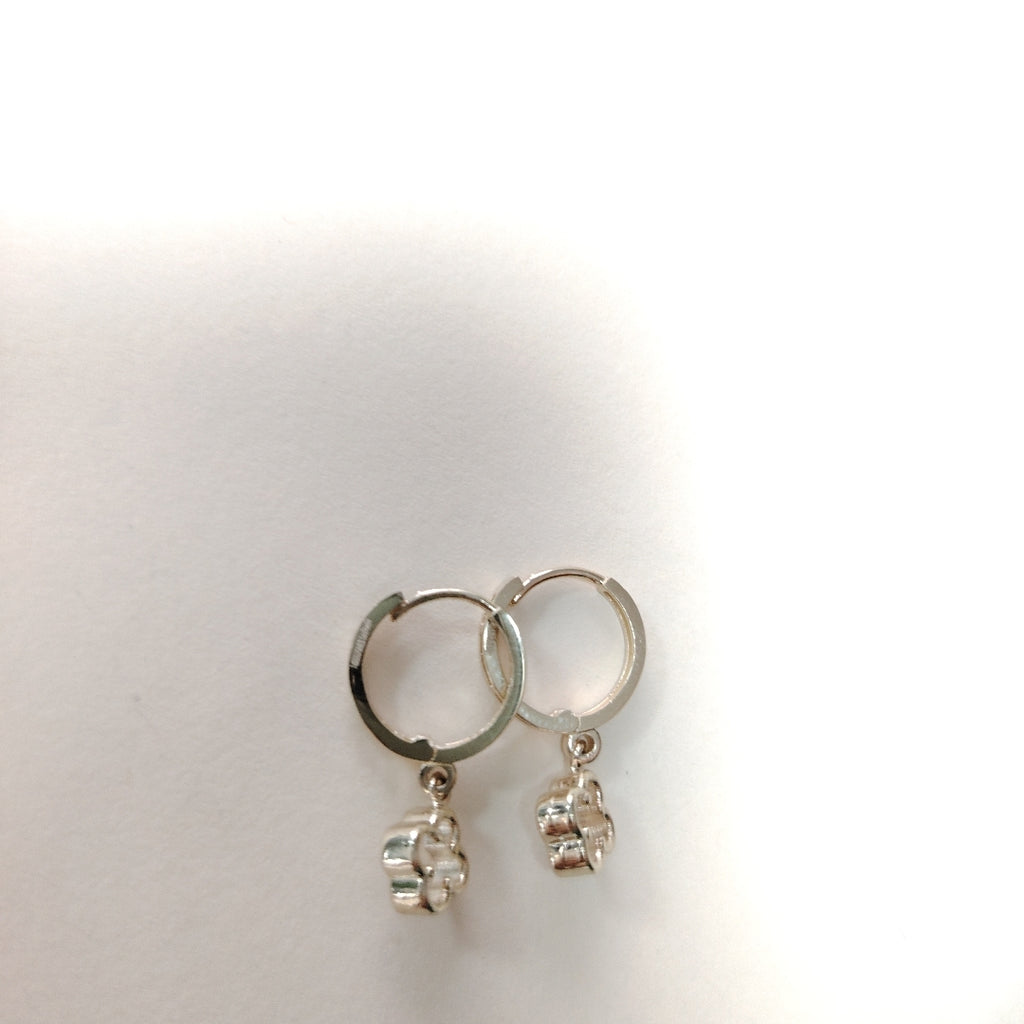 ARETES ARRACADAS CON DIJE 14K 2.4 GR (NUEVO)